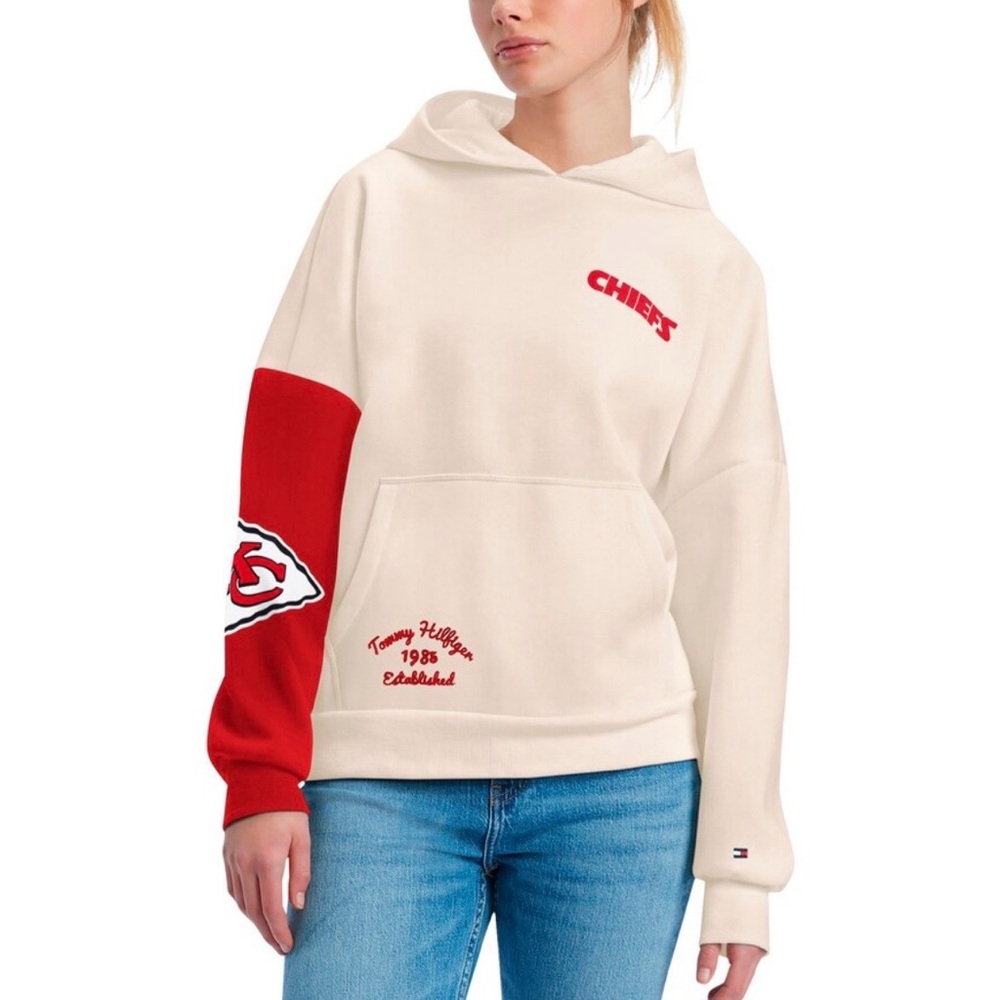 Tommy Hilfiger Women's Chiefs Cream and Red Hoodie